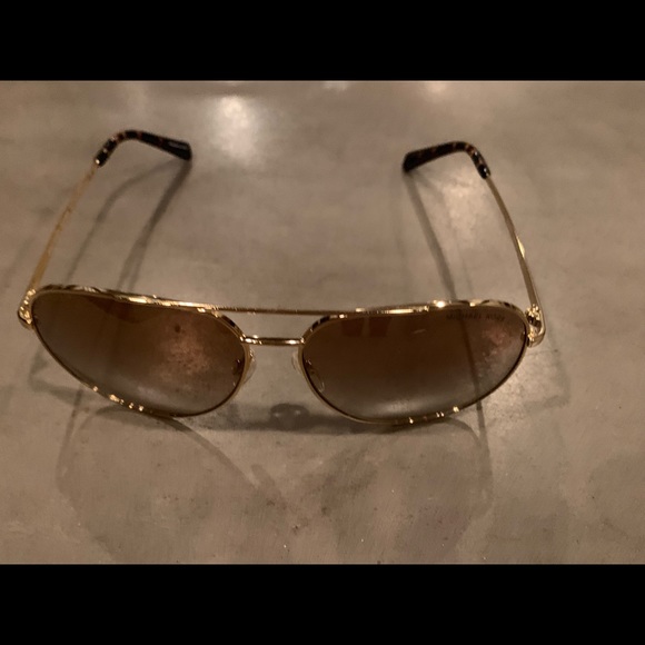 Michael Kors New Aviator Sunglasses - Picture 3 of 5